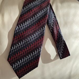 Covington Red, Black, and White Men's Silk Tie Necktie